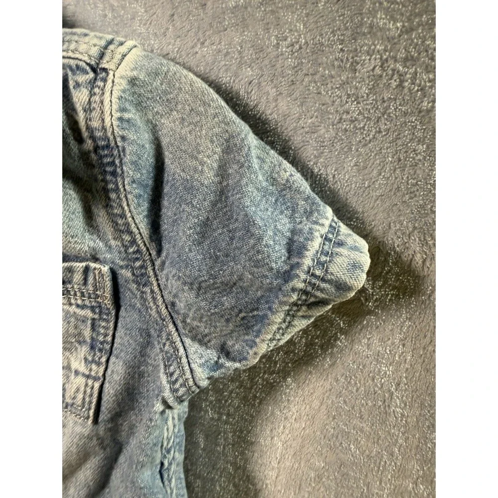 BabyGAP Distressed denim Short Sleeve button down shirt infant/toddler—12-18 Mos